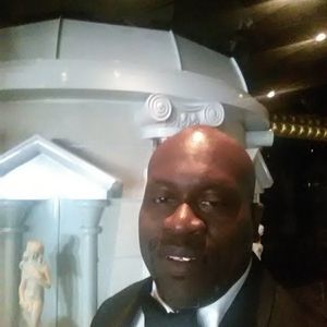 Meet your Posher, Clifton